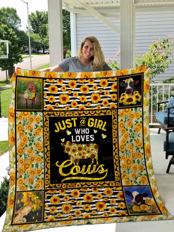 Girl Loves Cows Quilt Blanket 01