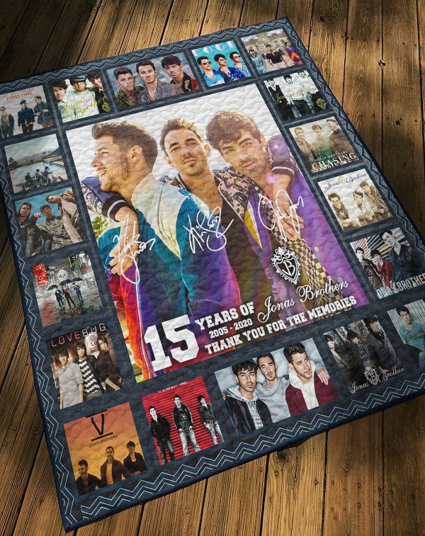 Jonas Brothers Happiness Begins Tour Quilt Blanket